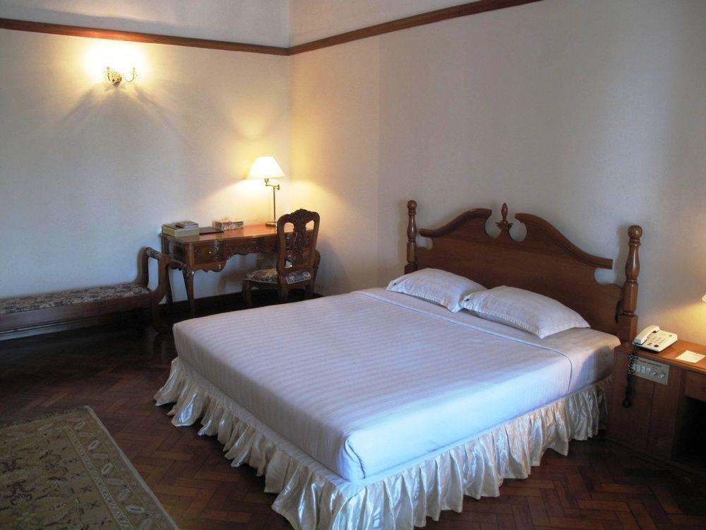 Yuzana Garden Hotel Rangun Kültér fotó