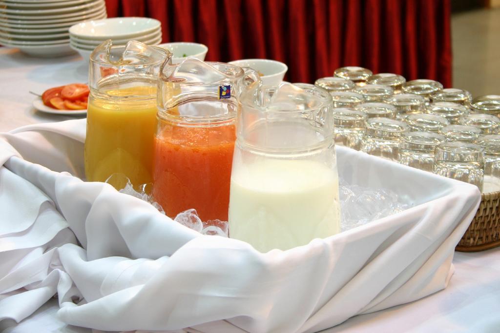 Yuzana Garden Hotel Rangun Kültér fotó